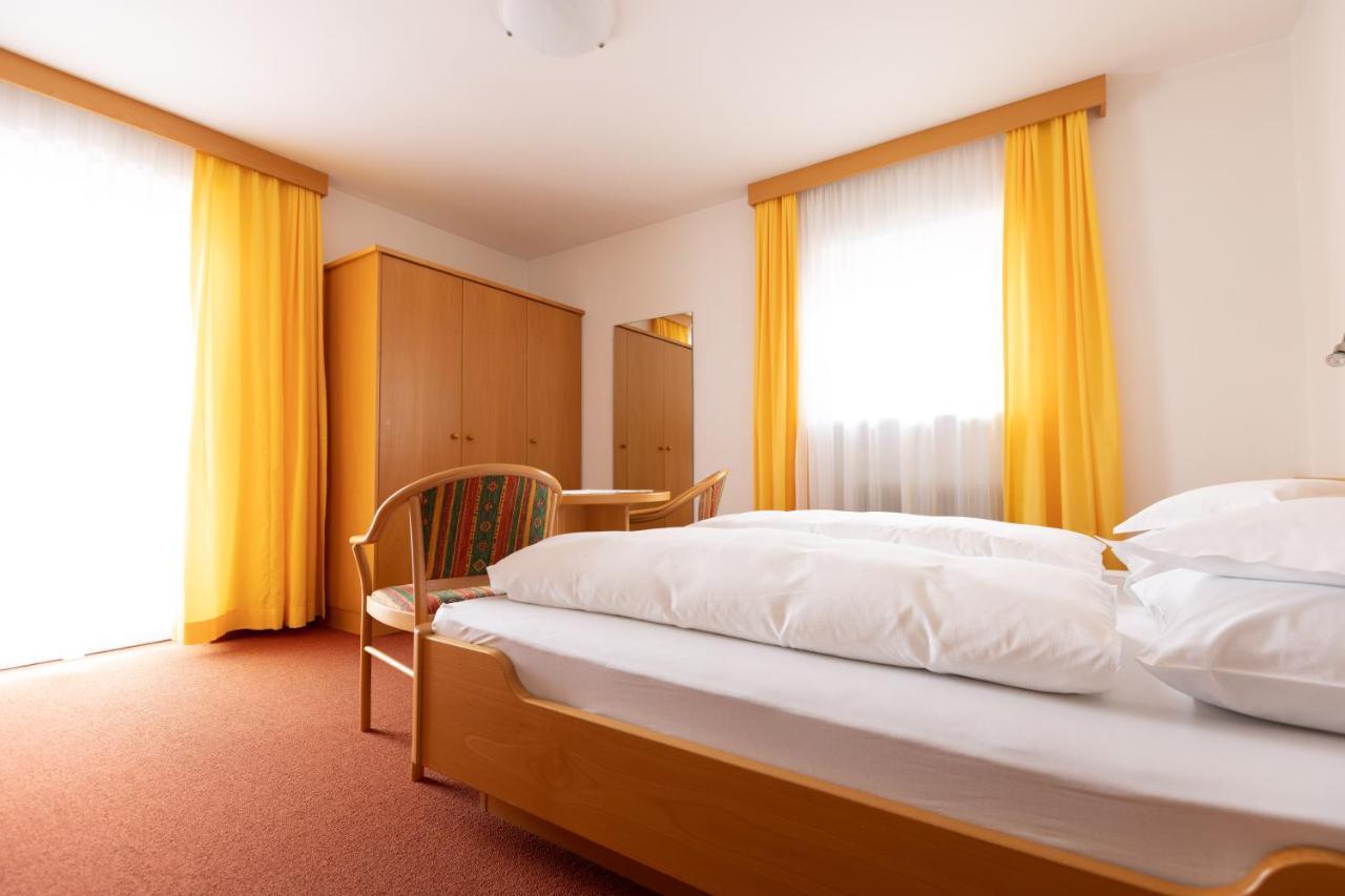 Garni Juval Hotel Tirolo Bagian luar foto