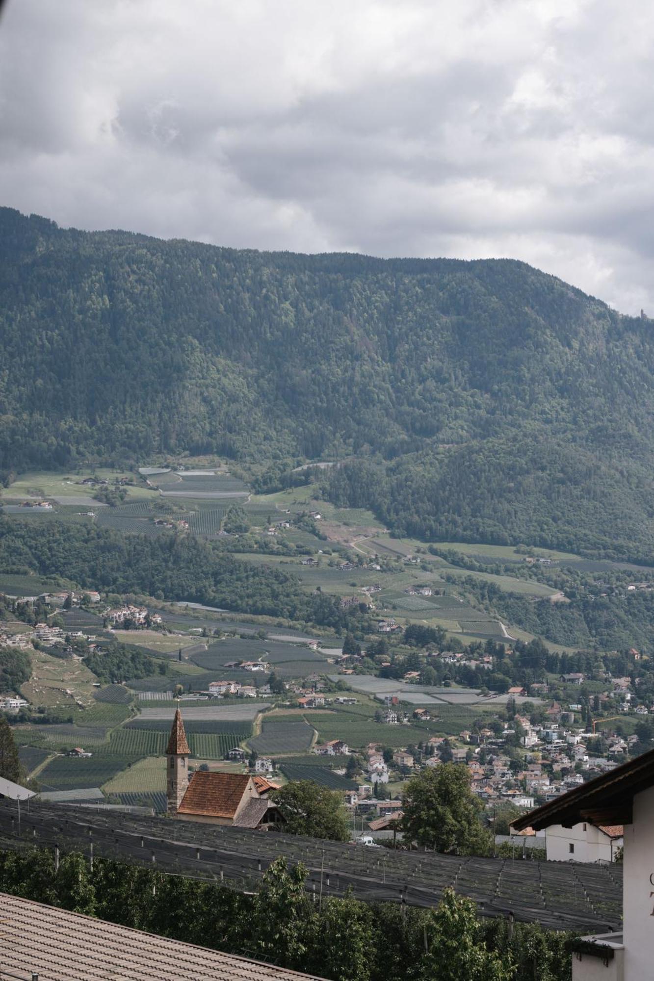 Garni Juval Hotel Tirolo Bagian luar foto